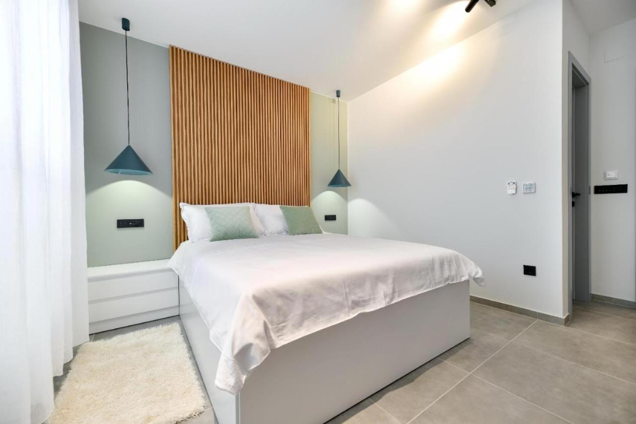 Maris Accommodation By Belmont Realty Zadar Exterior photo